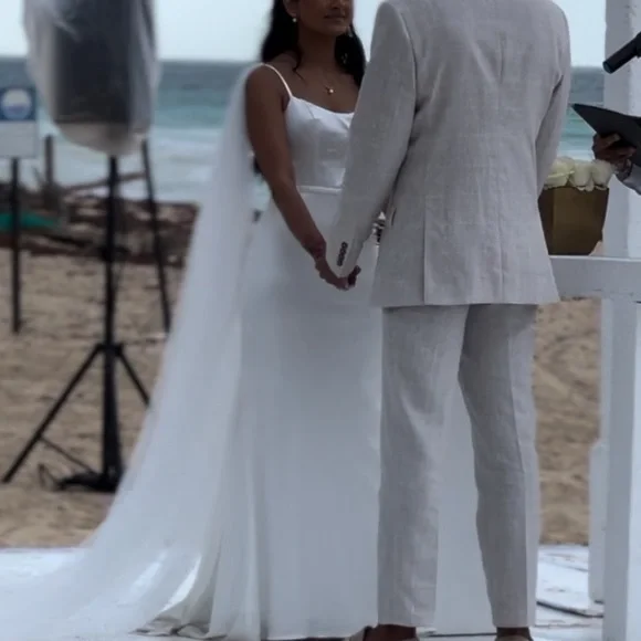 🎉HP🎉 Ieena by Max Duggal Gown - Picture 5 of 5